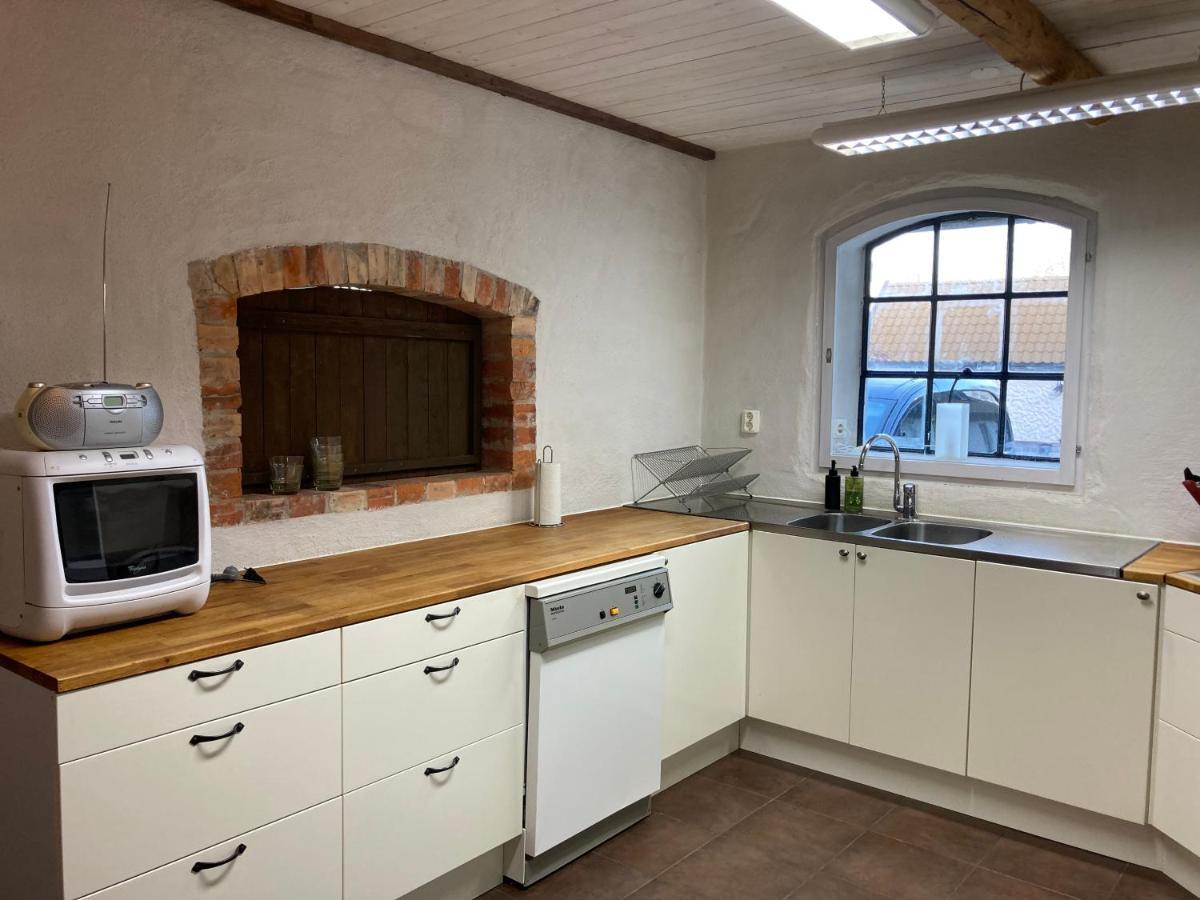 Stallet Pa Skarby Ystad Exterior foto